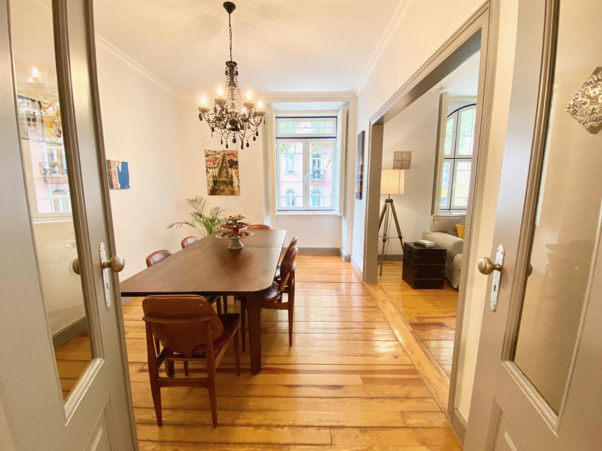 Luxury Vintage Apartment By Myplaceforyou, At The City Centre Next To Marques De Pombal Lissabon Exterior foto